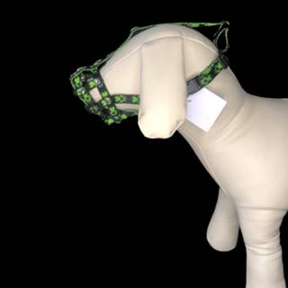 Palkar Nylonový náhubok pre skrátený ňufák pre psov veľ. 4 29 cm x 7 cm čierno-zelená